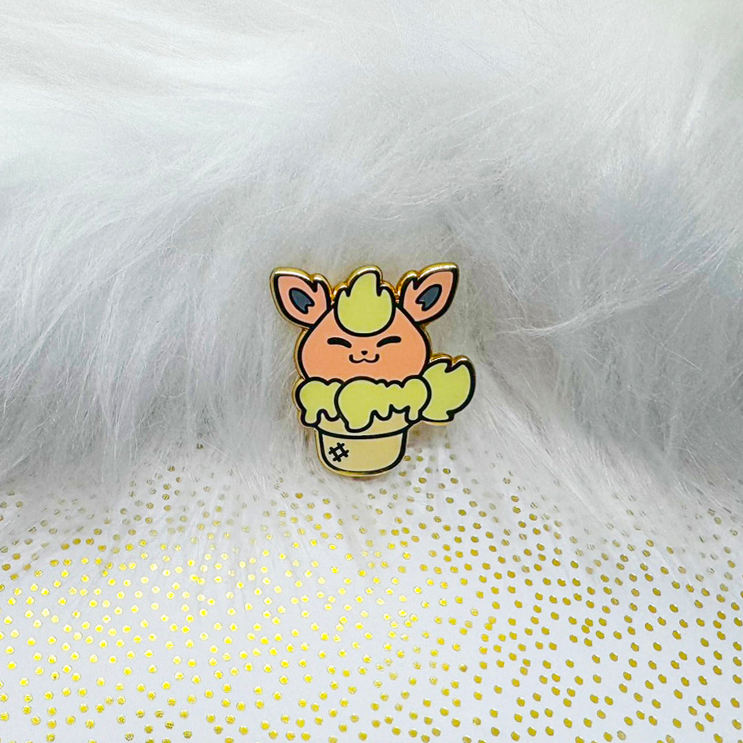 Enamel Pin - Pokemon - Flareon Ice Cream