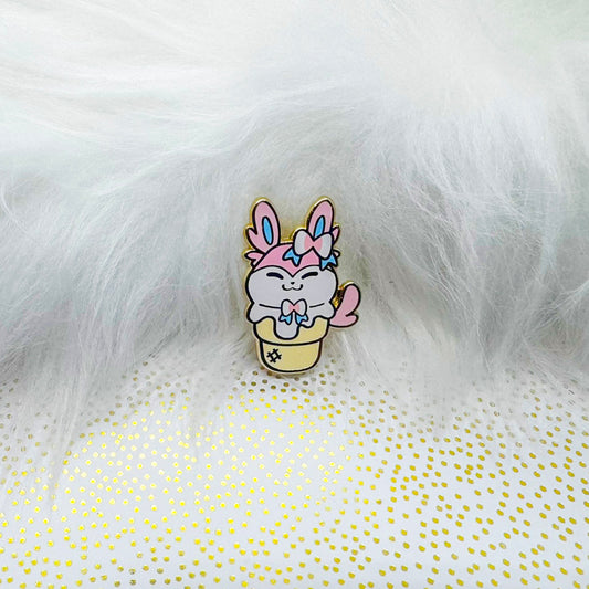 Enamel Pin - Pokemon - Sylveon Ice Cream
